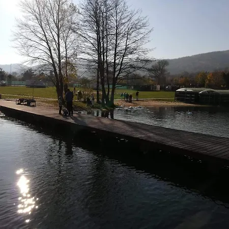 Pokoj Z Prywatna Lazienka Na Korytarzu Wysoka Przy Jeziorze Bielawa  Exterior foto