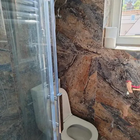 Pokoj Z Prywatna Lazienka Na Korytarzu Wysoka Przy Jeziorze Bielawa  Exterior foto