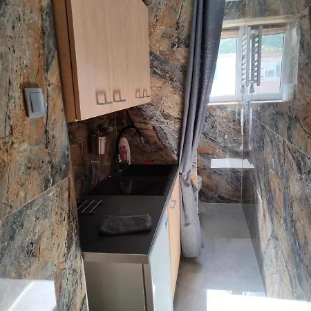 Pokoj Z Prywatna Lazienka Na Korytarzu Wysoka Przy Jeziorze Bielawa  Exterior foto