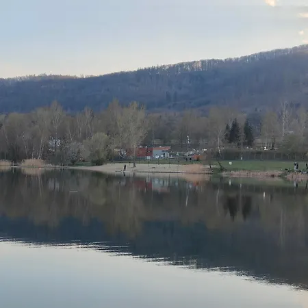 Pokoj Z Prywatna Lazienka Na Korytarzu Wysoka Przy Jeziorze Bielawa  Exterior photo